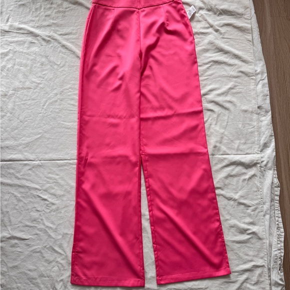 Nasty Gal New with tags Bold Pink Women's Pantsuit - Wide leg with side slits - Picture 10 of 16
